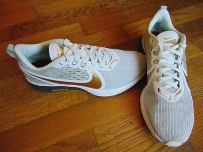 nike zoom strike 2 ladies running shoes