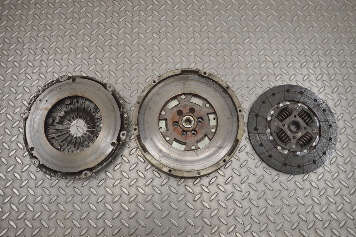 VW Crafter Clutch Kit Flywheel 326009610 15064910 2E 2.0 TDI 2016 