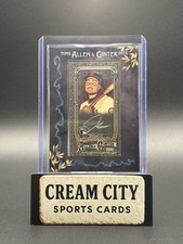 2025 Topps Allen & Ginter X #MA-JWO James Wood Black Framed Mini Auto 25/25 (RC)