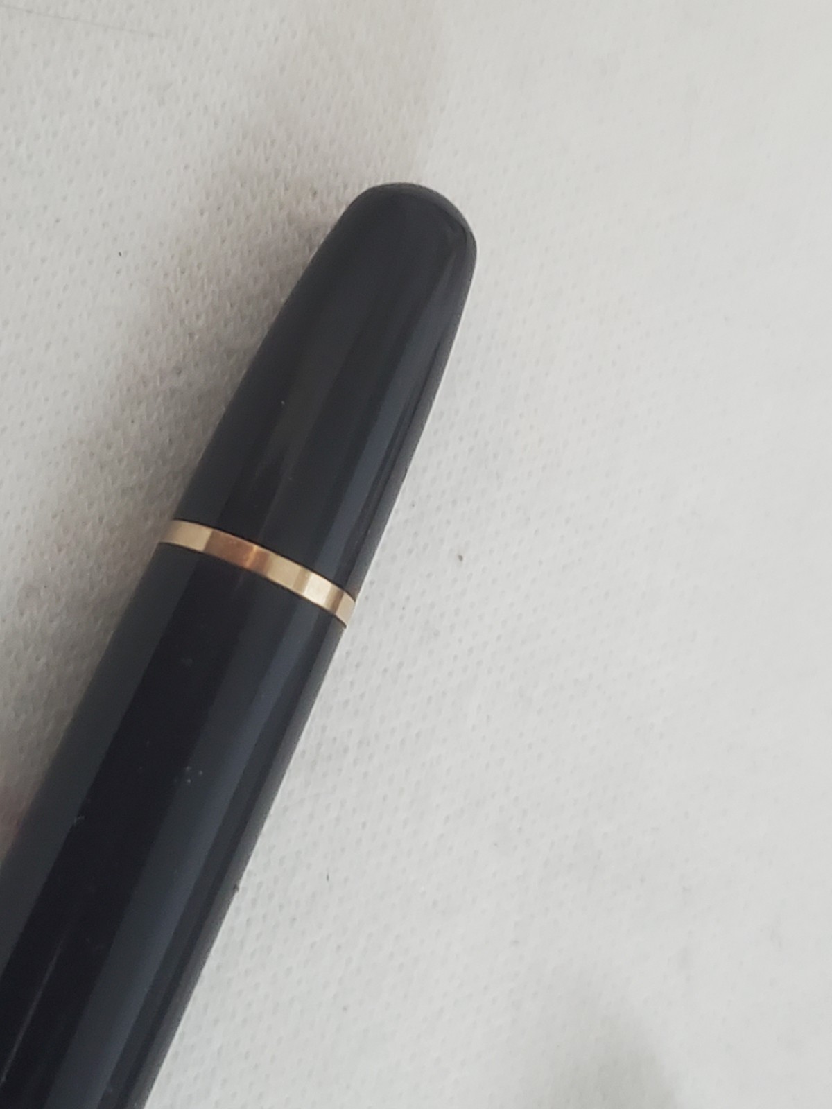 Montblanc Meisterstuck Classic 144 14k Fountain Pen