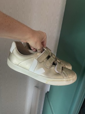 Veja Recife (hook and loop closure) Platine White Gold Metallic Sneaker US 6