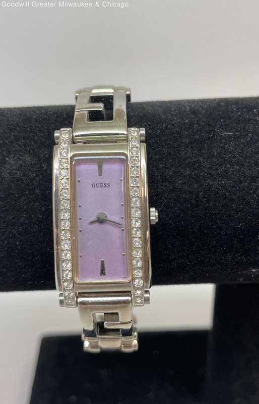 Guess Silver Tone Model G75851L Wristwatch 39.5g