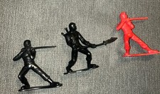Vintage Greenbrier International 4" Ninja Samurai Plastic Toy Figures Red Black