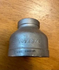 Reducing Coupling 1-1/2" Female x 3/4" FNPT T-316 Stainless Steel NEW OPEN BOX