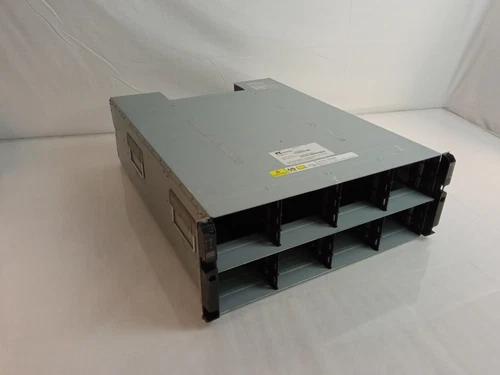 NetAPP DS4243 NAJ-0801 24 Bay 4U Storage Array 2x IOM6 Controller Modules