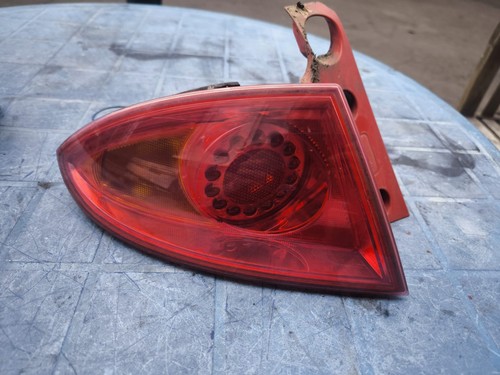 Rückleuchte Rücklicht links aussen Seat Leon 1P