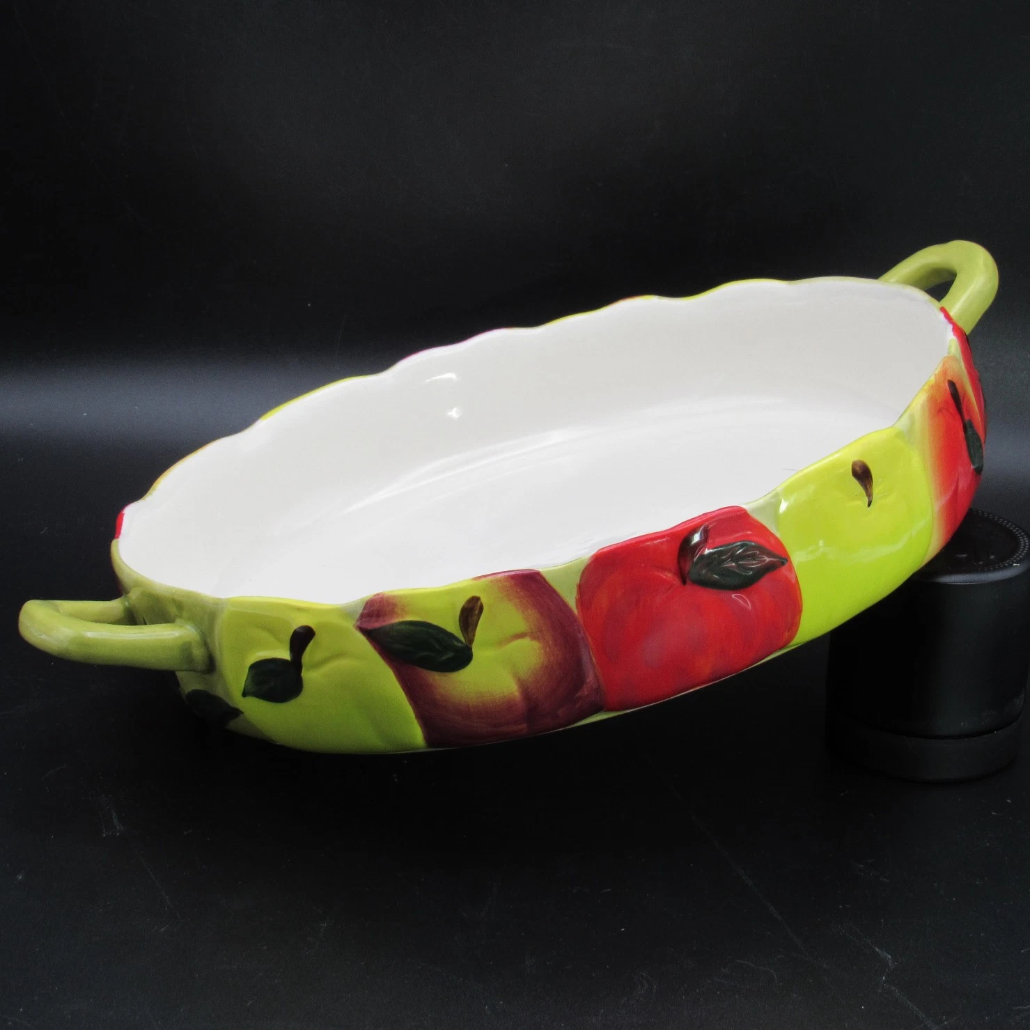 Anthropologie Cider Season Pie Dish Tart Pan Hand Painted Apple 9.75" Handles