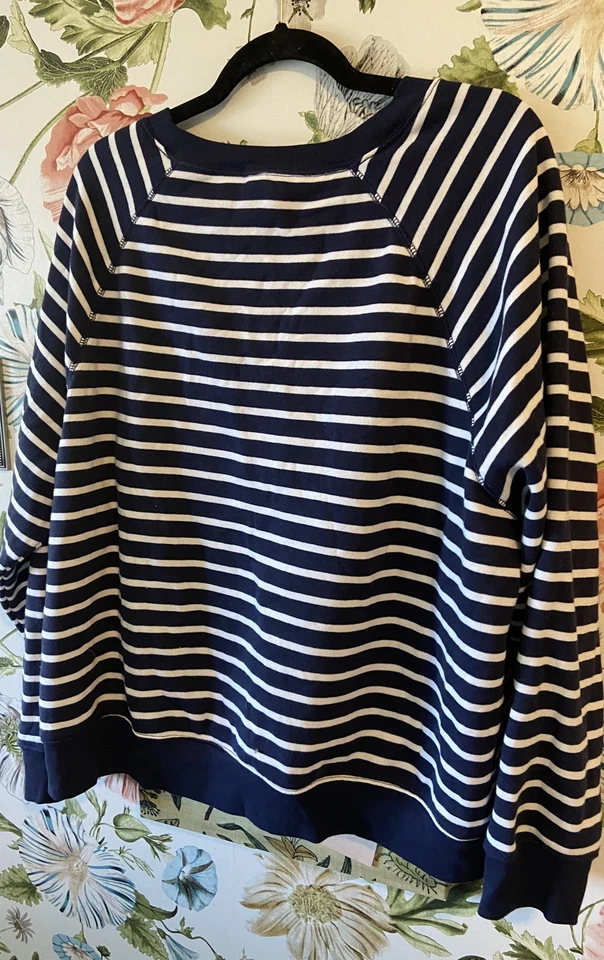 Sudadera a Rayas Azul Marino Antigua XL Azul Marino Blanco Rojo Apliques Corazón Manga Raglán Foto 3 de 4