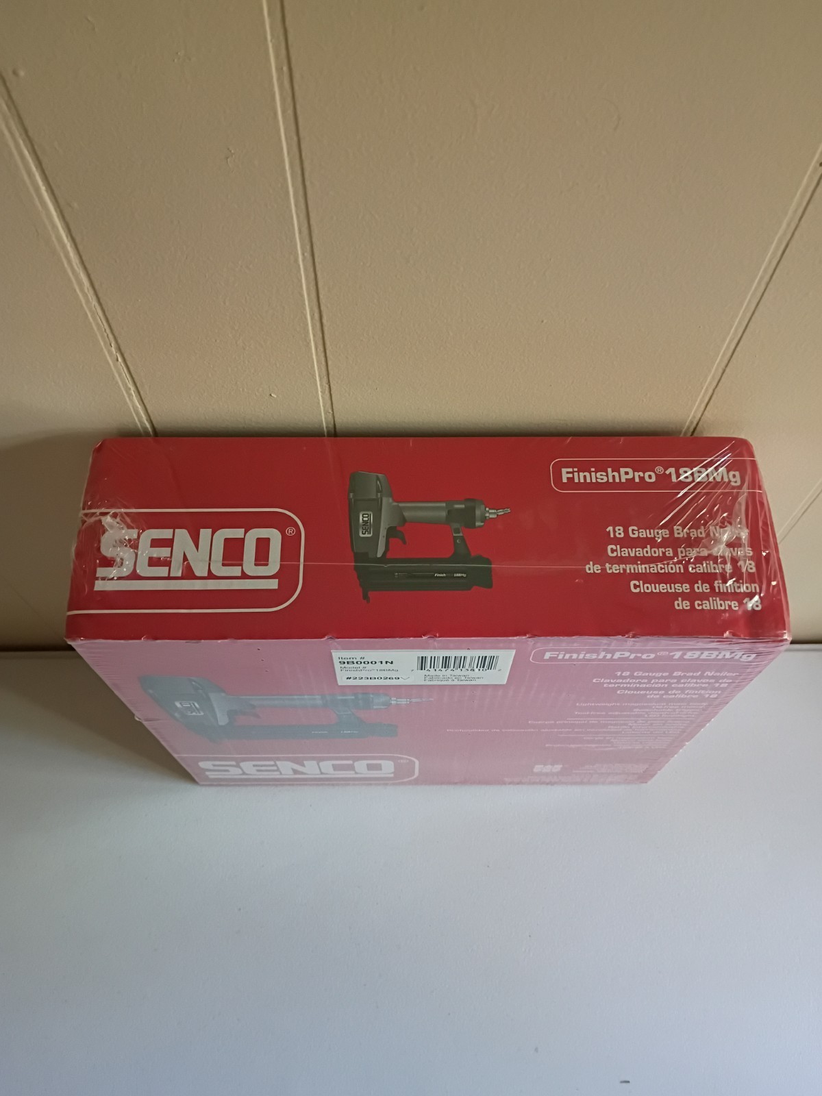 SENCO 18 Gauge Brad Nailer - 9B0001N - FinishPro&reg;18BMg - Brand New Sealed