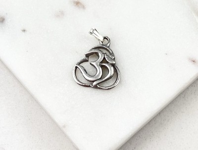 Vintage 925 Sterling Silver Hindu OM Religious Charm Pendant 