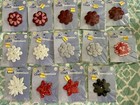 NIP Jo-Ann Craft Essentials Lot Of 14  Pin Back Puffy Fabric Flower Pins  2003 — photo 8