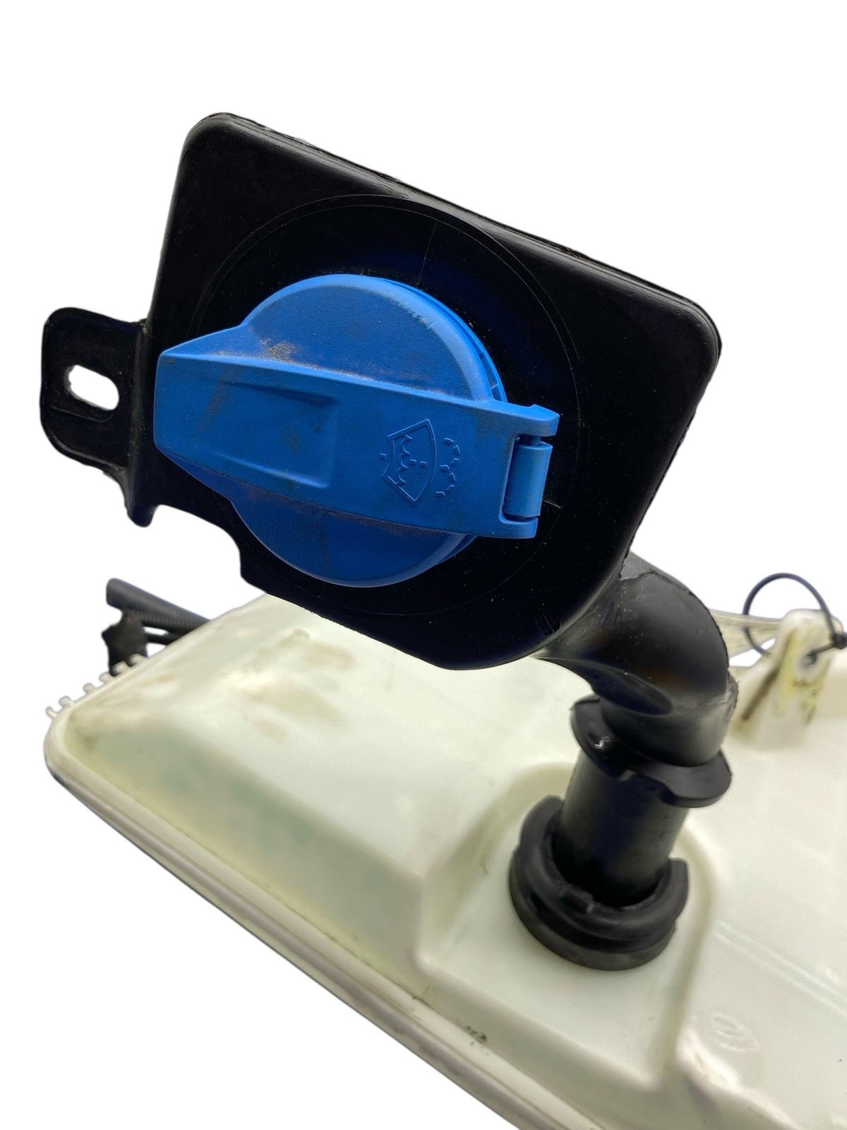 2016-2020 BENTLEY BENTAYGA OEM WINDSHIELD WASHER BOTTLE FLUID RESERVOIR