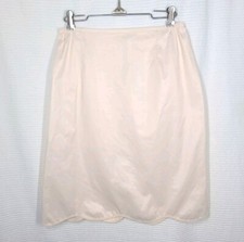 Vtg 60s Half Slip Woven Nylon Back Zip Loud M H43 Wavy Hem Beige Retro Pinup Vlv