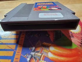 NES Solar Jetman: Hunt for the Golden Warpship Box + Cartucho + Manual *Sin probar* 