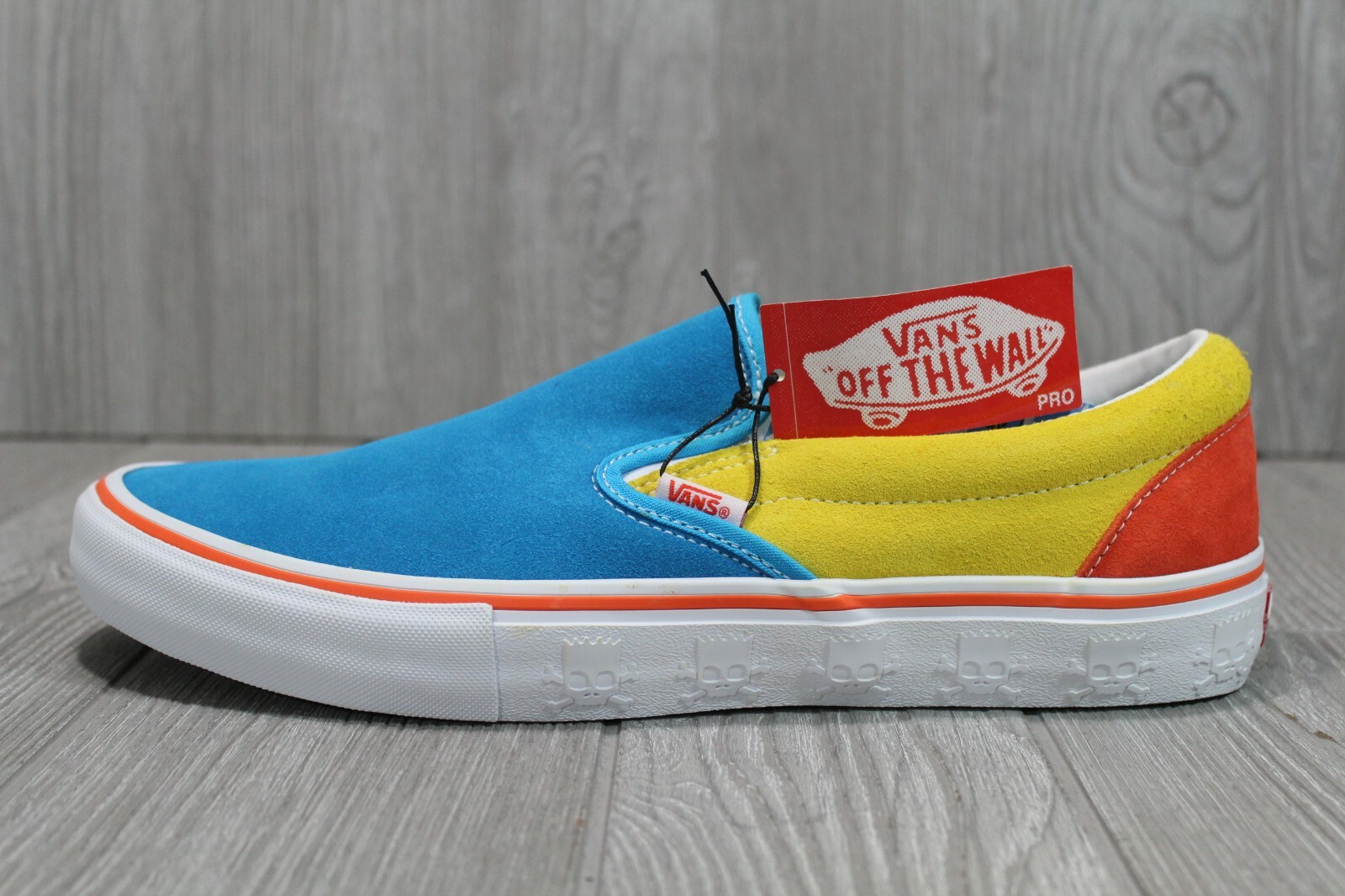 57 Vans x The Simpsons Bart Slip-On 