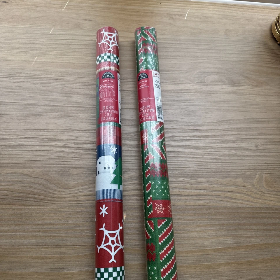 VTG 2 Rolls Hallmark Expressions Christmas Designed Gift Wrap 30 SQ.FT. Ea - Image 3 of 4