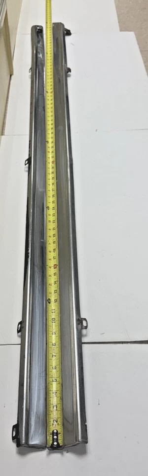 Juego de molduras basculantes derecha-izquierda 1949-1952 Stileline Fleetline cupé de 2 puertas sedán de 4 puertas (111 Foto 2 de 4