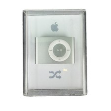 Apple iPod Shuffle 1GB Silver A1204 MB225LL/A New Discontinued Collectable
