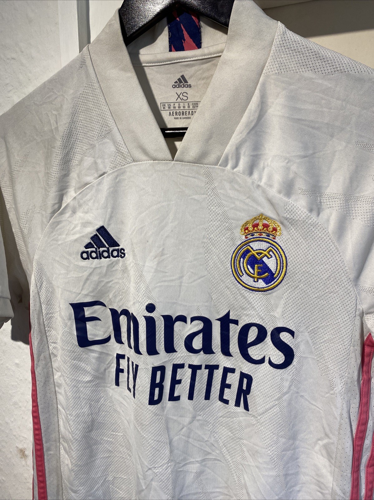 Real Madrid Adidas 2020/2021 Home Football Shirt XS thumbnail 2