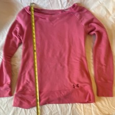 Under Armour Women's Large Pink Semi-Fitted Pullover Sweater Stretch Crew Neck