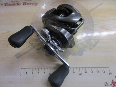Shimano 20 Metanium HG RH Bait Reel Used