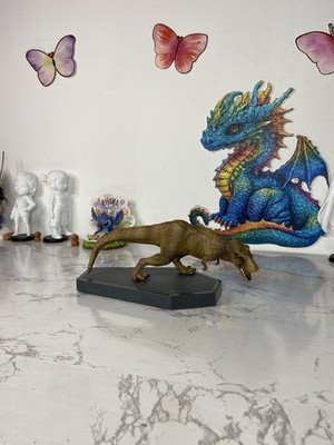 Universal Studios Tyrannosauri Rex Jurassic World Limited Edition