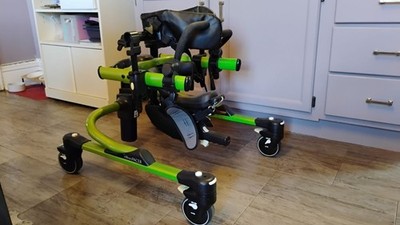 Rifton Pacer K620 SMALL Gait Trainer Walker Handlebars Chest Prompt Saddle Green