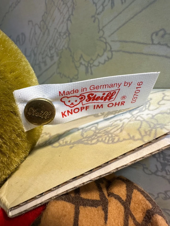 Steiff "The Wind in the Willows" Toad 1998 limited edition # 99 - Image 3 of 4