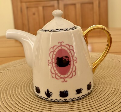 HELLO KITTY Sanrio Collector Porcelain Teapot White Pink Black