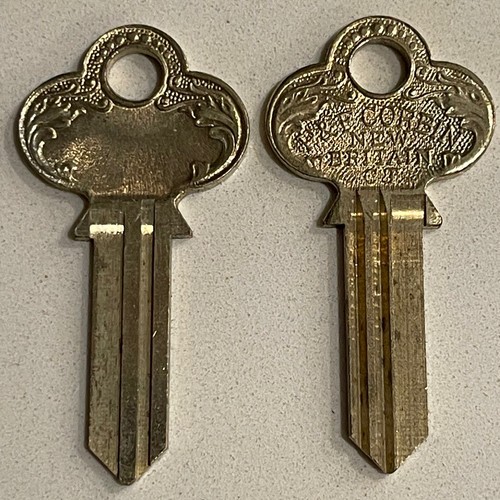 (2) Lotto chiavi vintage P&F CORBIN vuote made in USA X1-77-5 non tagliate nichel argento - Foto 2 di 9