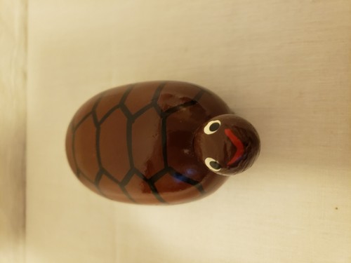 Vintage Turtle Clothes Brush approx 4" - Picture 3 of 7