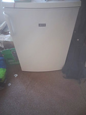 Zanussi Under Counter Freestanding White Fridge 250L Manual Defrost, Shelves