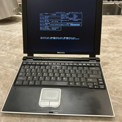 Toshiba Portege 2000 Mobile Pentium III 750Mhz Windows XP