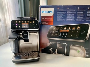 Philips Serie 5400 LatteGo EP5447/90 Kaffeevollautomat - Schwarz/Chrom