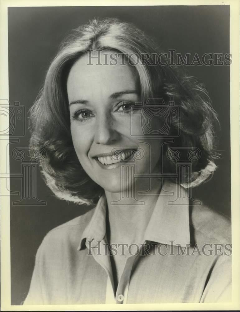 Press Photo Actress Liz Hubbard in closeup smiling - sap16461