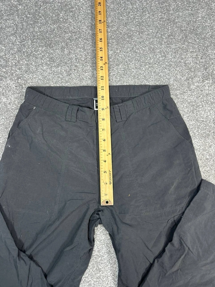 Pantalones cargo The North Face para mujer pequeños grises de nailon pierna recta utilitarios senderismo Foto 3 de 4