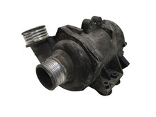 Pompe à eau BMW 530