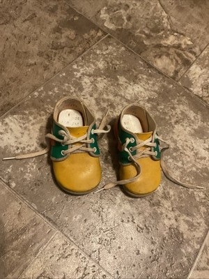Vintage Sweethearts of Fashion Boy Multi Color baby shoes size 2M Use On Doll