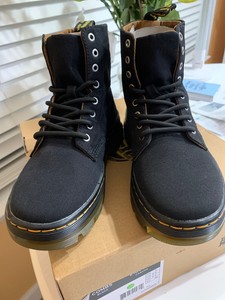 dr martens combs canvas