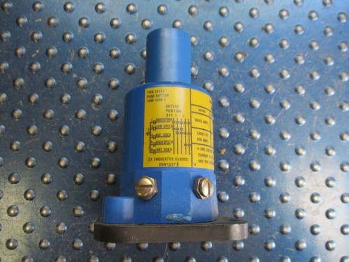 P & H HARNISCHFEGER TWO-SPEED PUSH BUTTON 100E 4538-2 - Picture 3 of 5