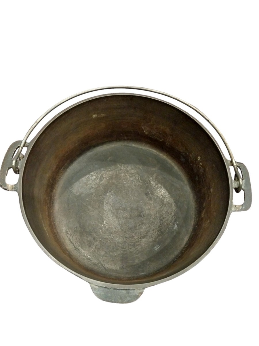 Wagner Ware Sidney O #8 Cast Iron Drip Drop Round Roaster w Wagner Ware Sidney O #8 Cast Iron Drip Drop Round Roaster w