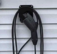 j1772 Plug Holder with Cord Management for EV cars, Bolt, Chevy Volt | Right