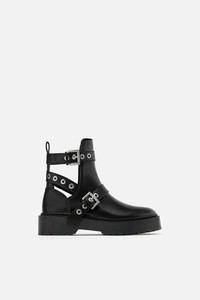 cut out boots zara