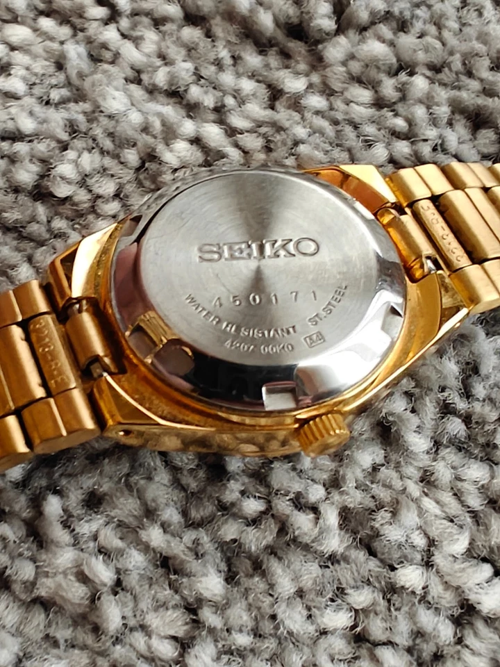 Reloj deportivo para mujer Seiko 5 - 4207 00K0 Foto 3 de 4