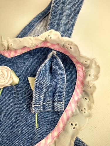 Vintage Girls Denim Overalls Bib Shorts Ribbon Rosette Heart Eyelet Lace 3T - Picture 6 of 6