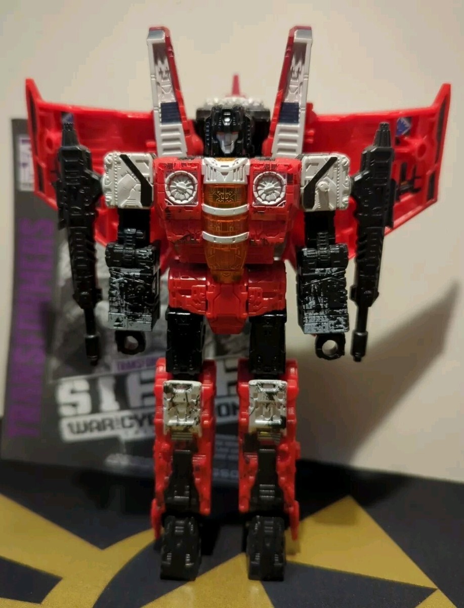 トランスフォーマー シージ レッドウイング WFC GS02 Transformers War For Cybertron Siege Voyager Red Wing WFC