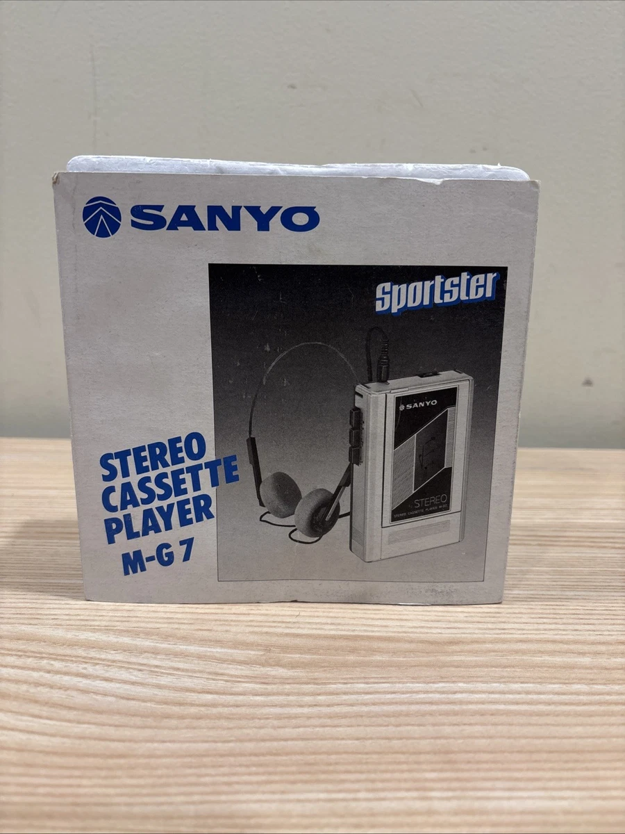 Lot Accessoires Walkman Sanyo M-G1 – Boîtier Piles + Boîte + Notice + Facture
