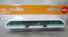 Siku 1646 RATP Local Train  1:100  scale 6.5 inch Diecast Metal in Package