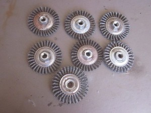 7 pc LOT of KNOTTED WIRE WHEELS 4"  hole abrasive ADVANCE USA