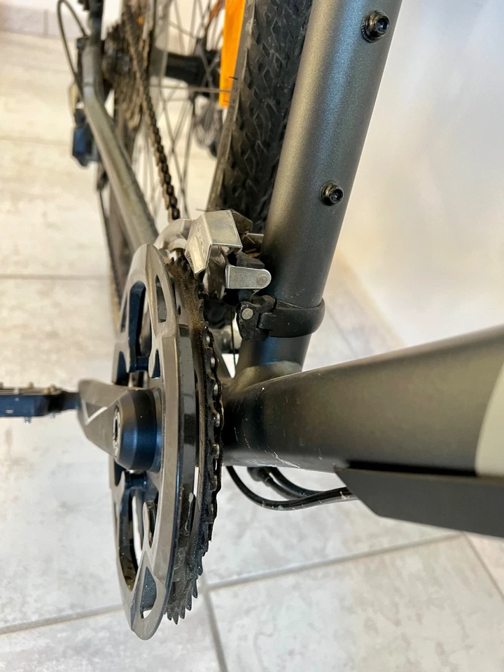 bicicletta ibrida Giant Roam Disc 1 - Immagine 3 di 4